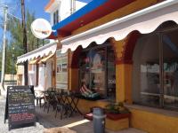Roosters Restaurant